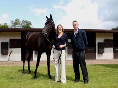 Equinome co-founders Dr Emmeline Hill and Irish racehorse trainer and breeder Jim Bolger, pictured with racehorse Banimpire 
