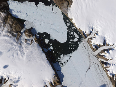 Satellite image of the ice island that calved off the glacier on 5 August 2010