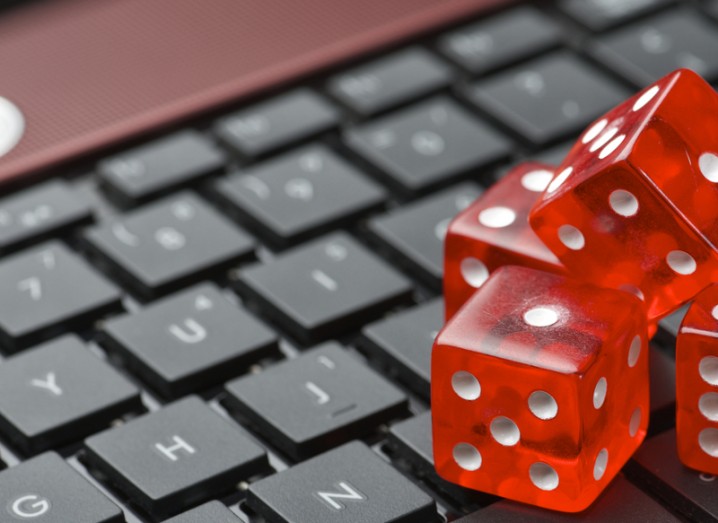 online-gambling-718x523.jpg