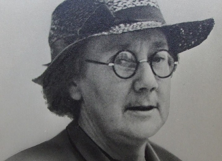 Dr Dorothy Stopford Price