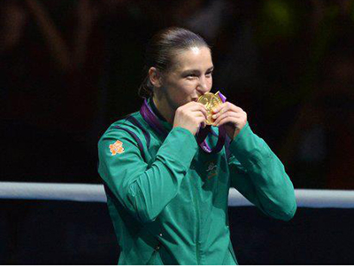 London 2012 Katie Taylor with her gold medal