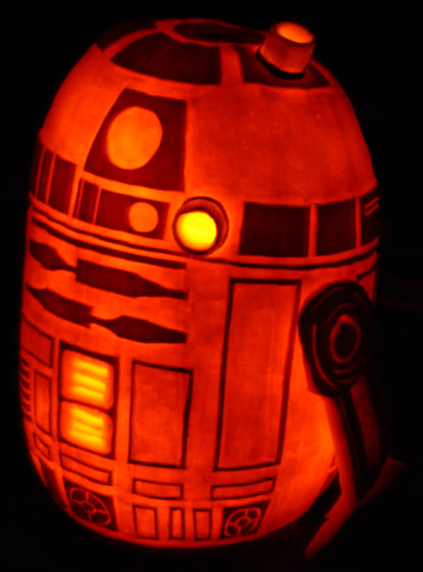 R2-D2 pumpkin