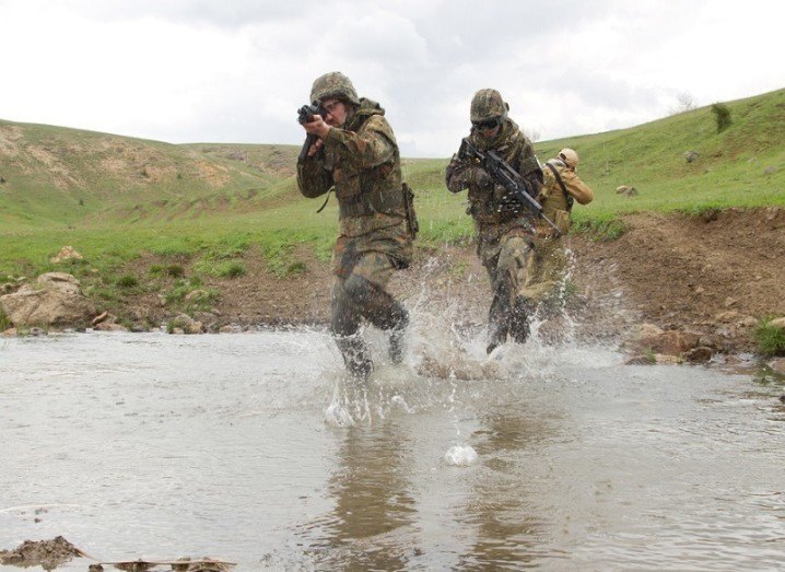 US military soliders in battle