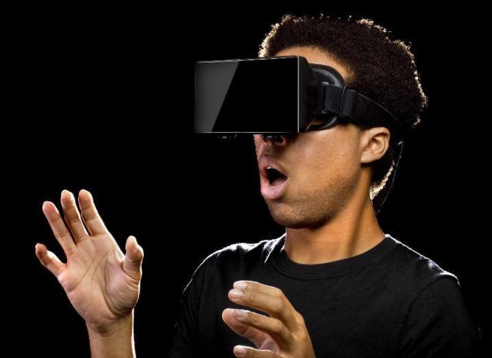 VR headset | HTC Vive delay