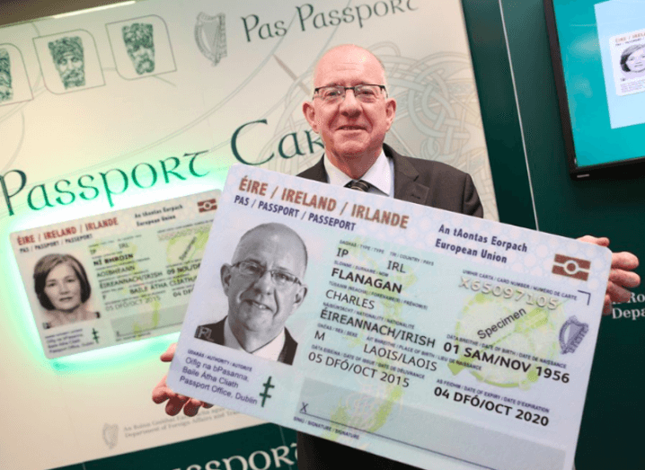 Passport_card_IRISH