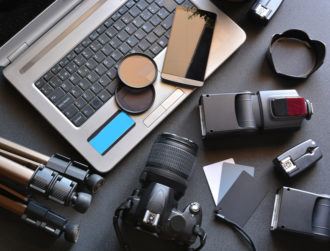 5 gifts for photographers to make them happy snappers