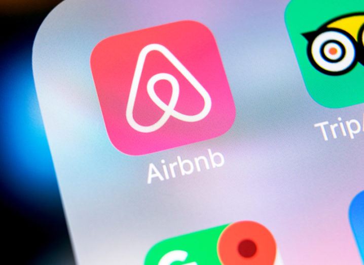 Airbnb app logo