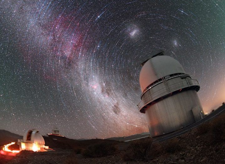 Telescope in front of night sky
