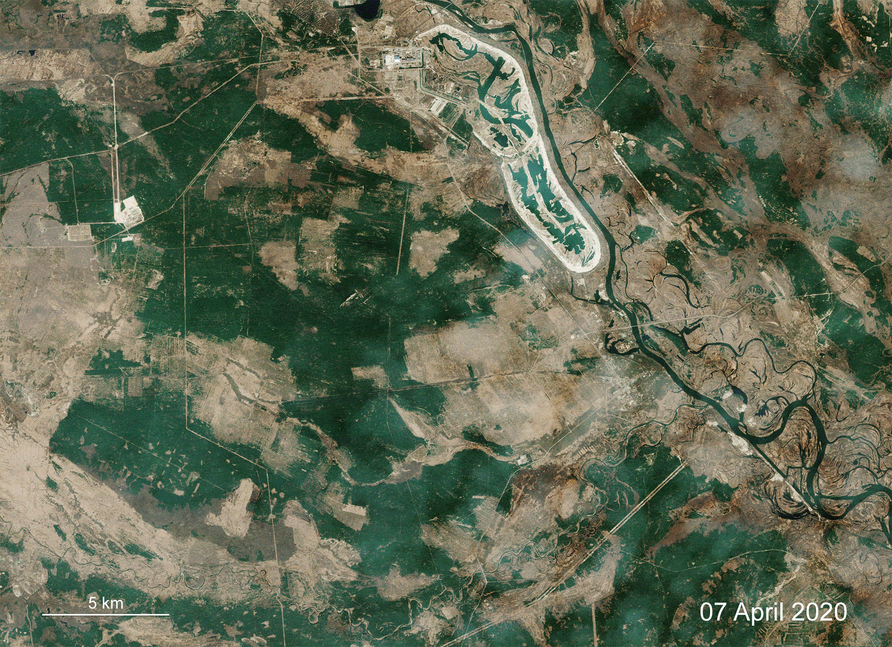 GIF showing the progress of the Chernobyl wildfires from space.