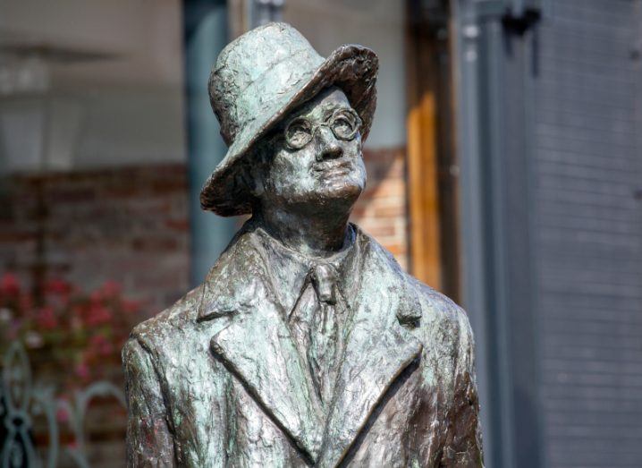 Bronze statue of James Joyce, author of the novel Ulysses.