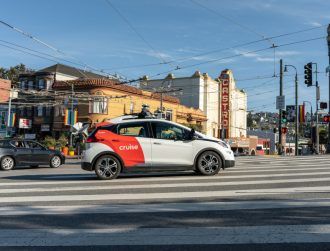 Driverless Cruise cars hold up traffic for hours at San Francisco intersection