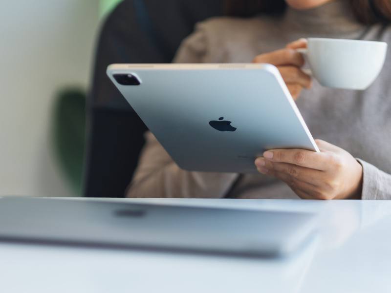 La vague de mises à jour logicielles d’Apple comprend iPad OS 16 et macOS Ventura