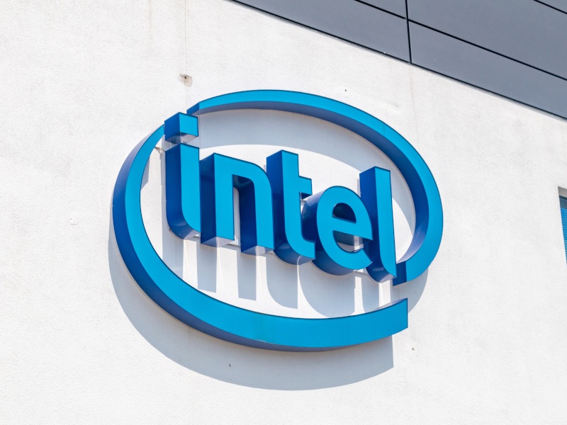 Intel membagi unit chip grafis untuk ‘mengevolusikan’ struktur bisnisnya
