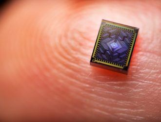 Tunnel Falls: Intel reveals 12-qubit quantum chip for research