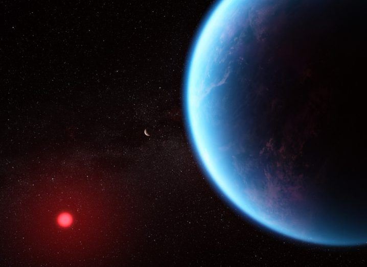 Illustration of the exoplanet K2-18 b in its own solar system.