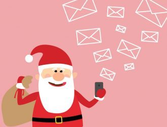 One in four workers expect to respond to emails over Christmas