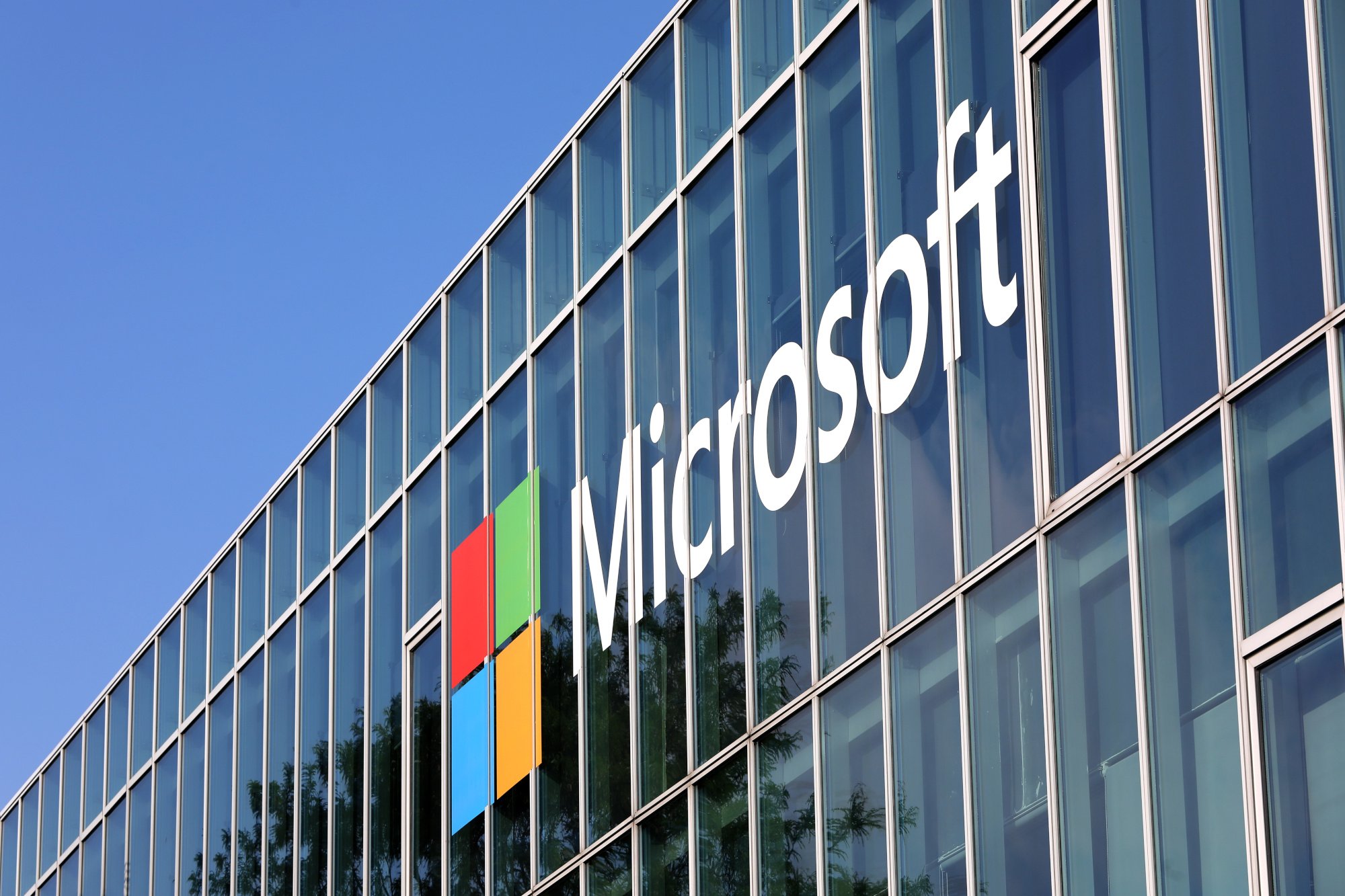 Microsoft invertirá 2.100 millones de dólares en España para expandir la nube y la inteligencia artificial
