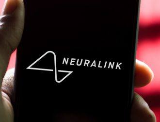 Neuralink shows patient playing online chess with his mind