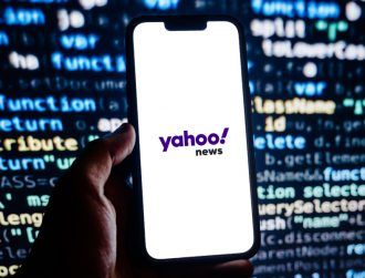 Yahoo digs up defunct news app Artifact
