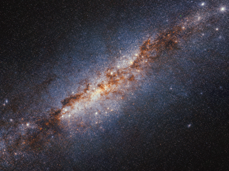 James Webb découvre une frénésie d'activité dans une galaxie en étoile